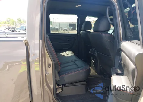 2021 Nissan Titan Pro-4X 4X4 из США, поврежденный, VIN 1N6AA1ED0MN536715